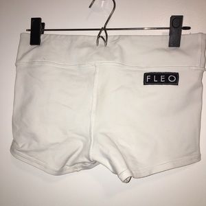 Fleo Doughnuts & Deadlifts White Shorts Medium